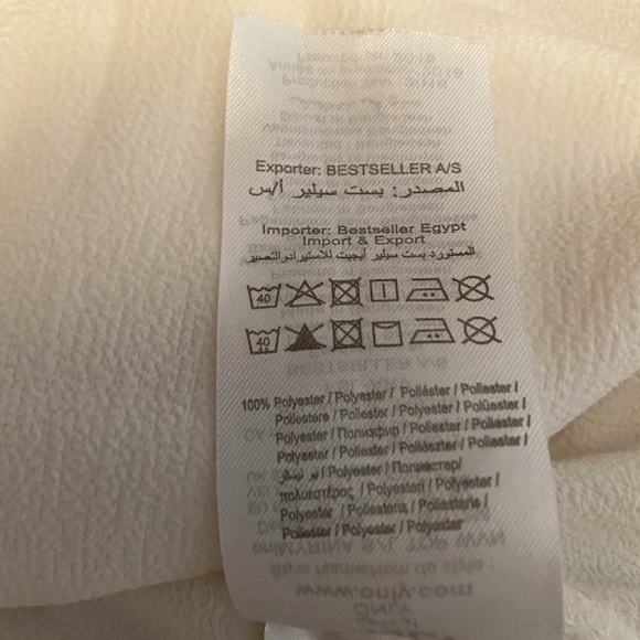 Only tank top - Picture 3 of 5